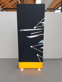 AC021 - Pixlip Grafik "ifm Logo 2 groß 1/3" (BxH 1x2,5m)