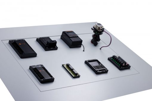 ZF0648 - Systems for mobile machines - Basic controllers + Cabinet controllers - Image 2